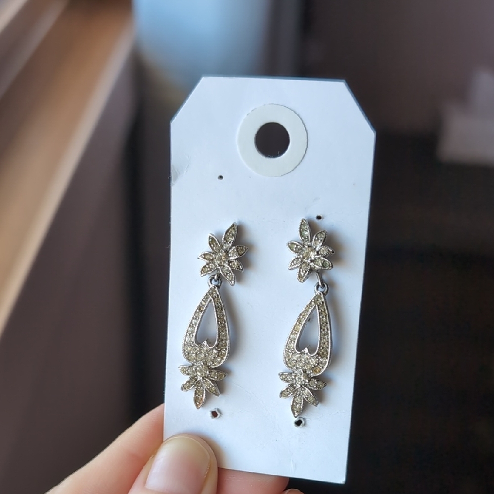 Silver Floral Drop Earrings - Elegant Women’s Jewelry